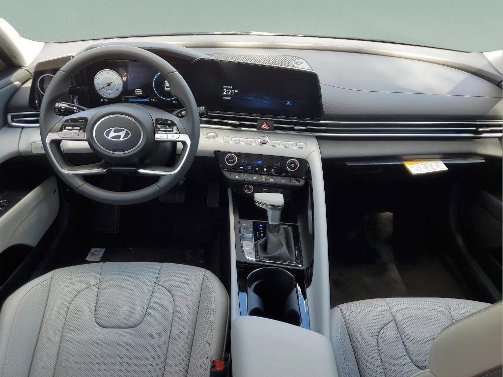 new 2025 Hyundai Elantra car, priced at $26,251