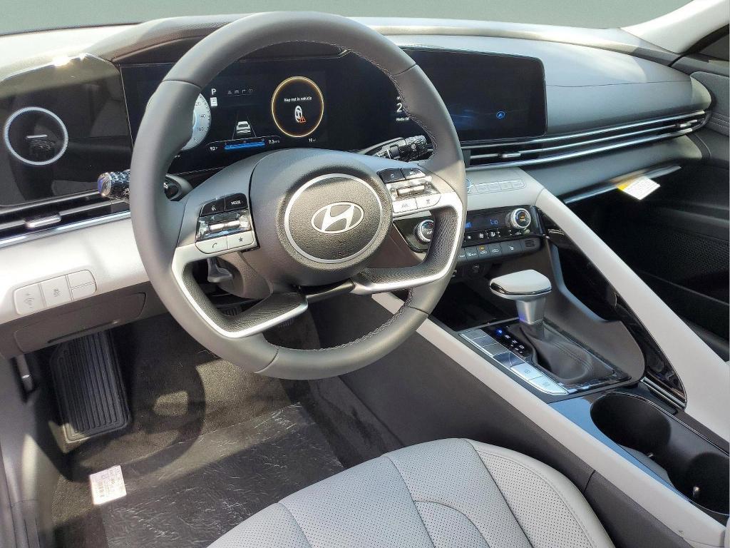 new 2025 Hyundai Elantra car, priced at $26,251