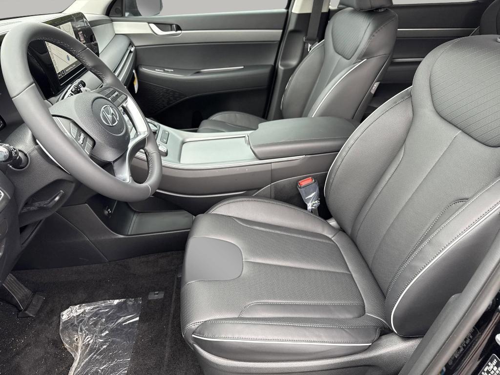 new 2025 Hyundai Palisade car, priced at $42,592