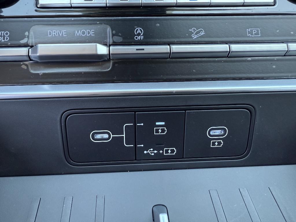 new 2025 Hyundai Santa Fe car, priced at $33,025