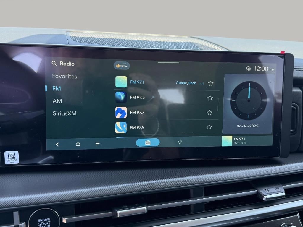 new 2025 Hyundai Santa Fe car, priced at $33,025