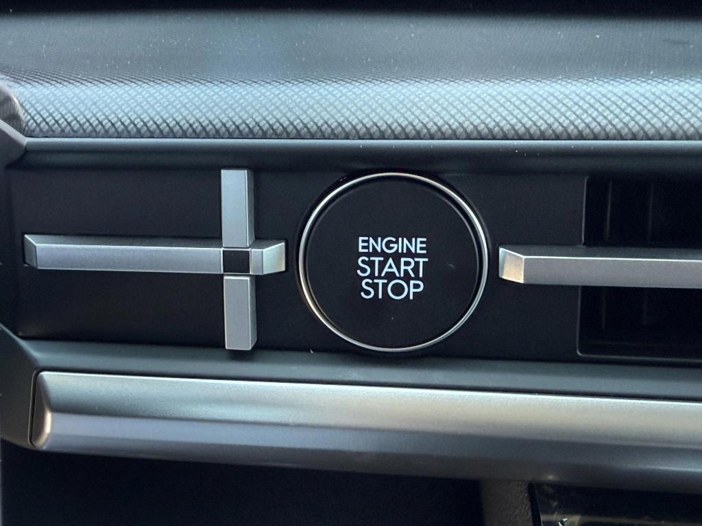 new 2025 Hyundai Santa Fe car, priced at $33,025