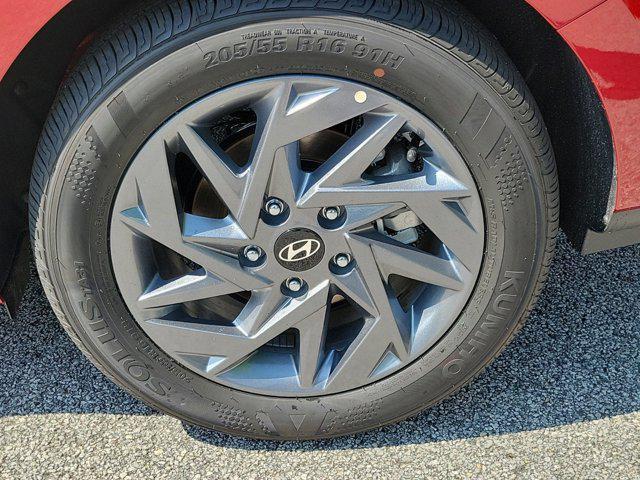 new 2024 Hyundai Elantra car, priced at $24,255