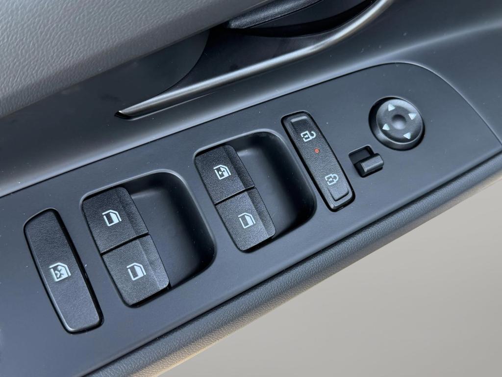 new 2025 Hyundai Elantra car, priced at $23,126