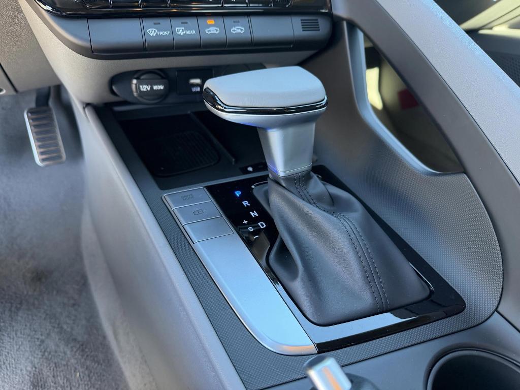 new 2025 Hyundai Elantra car, priced at $23,768