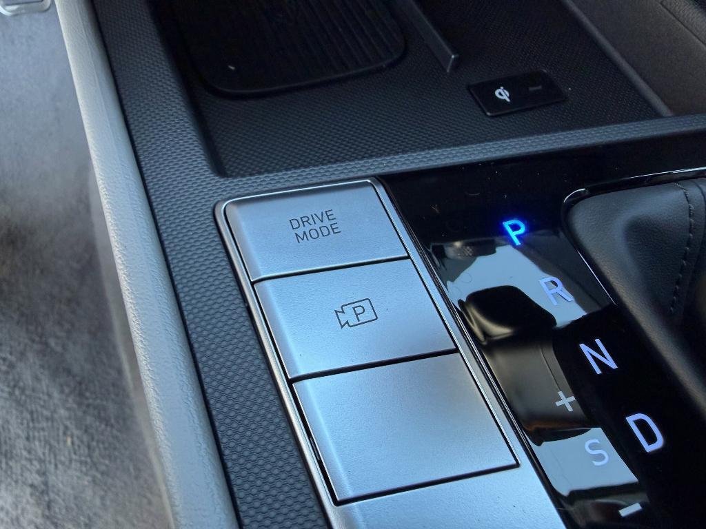 new 2025 Hyundai Elantra car, priced at $23,768