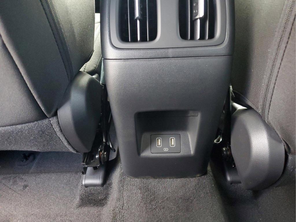 new 2024 Hyundai TUCSON Hybrid car, priced at $32,021