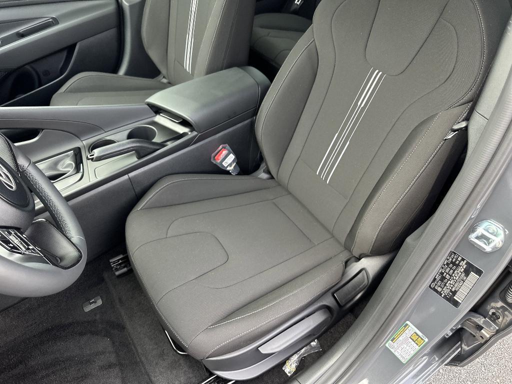 new 2026 Hyundai Elantra car