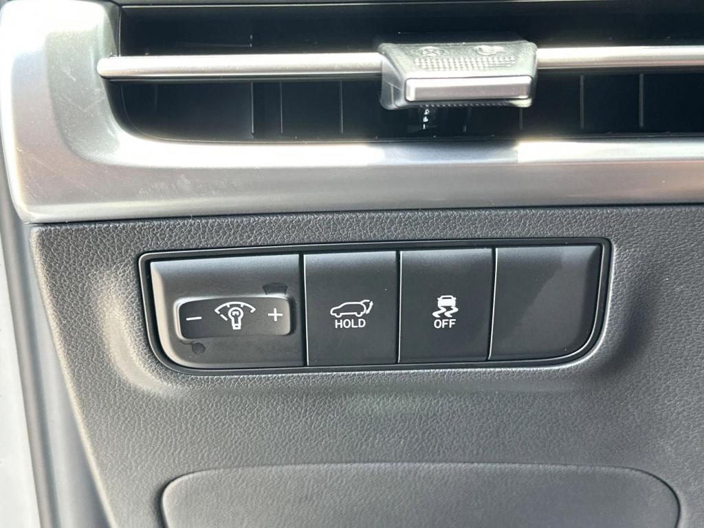 new 2025 Hyundai Tucson car, priced at $30,295