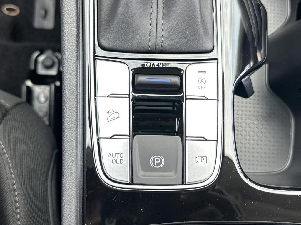 new 2025 Hyundai Tucson car, priced at $30,295