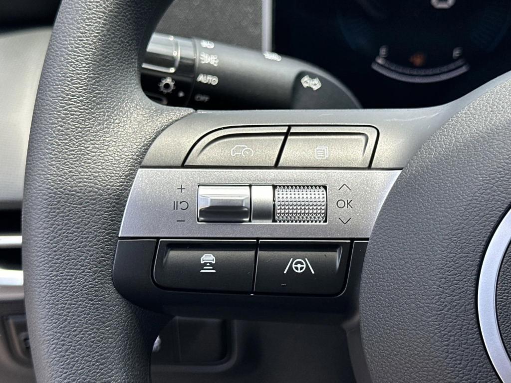 new 2025 Hyundai Tucson car, priced at $30,295
