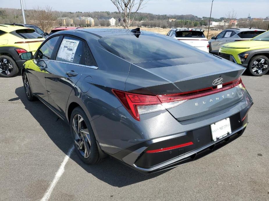 new 2024 Hyundai Elantra HEV car, priced at $31,140