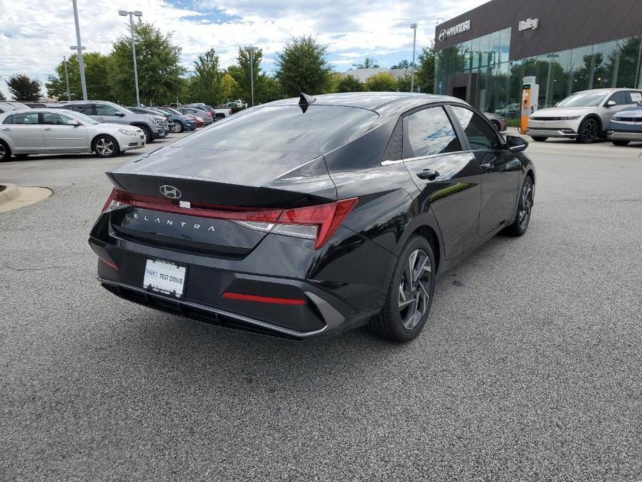 new 2025 Hyundai Elantra car, priced at $26,520