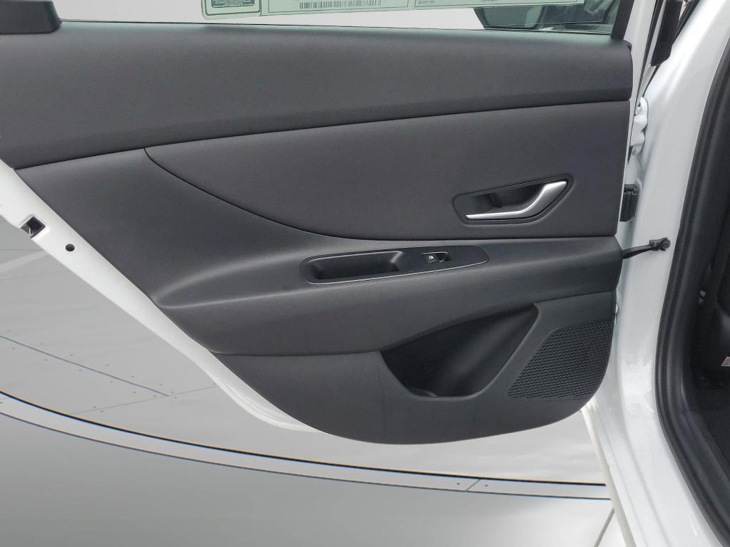 new 2025 Hyundai Elantra car, priced at $25,774