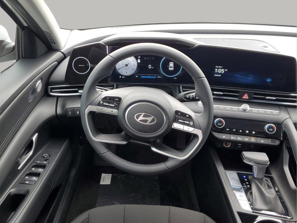 new 2025 Hyundai Elantra car, priced at $25,774