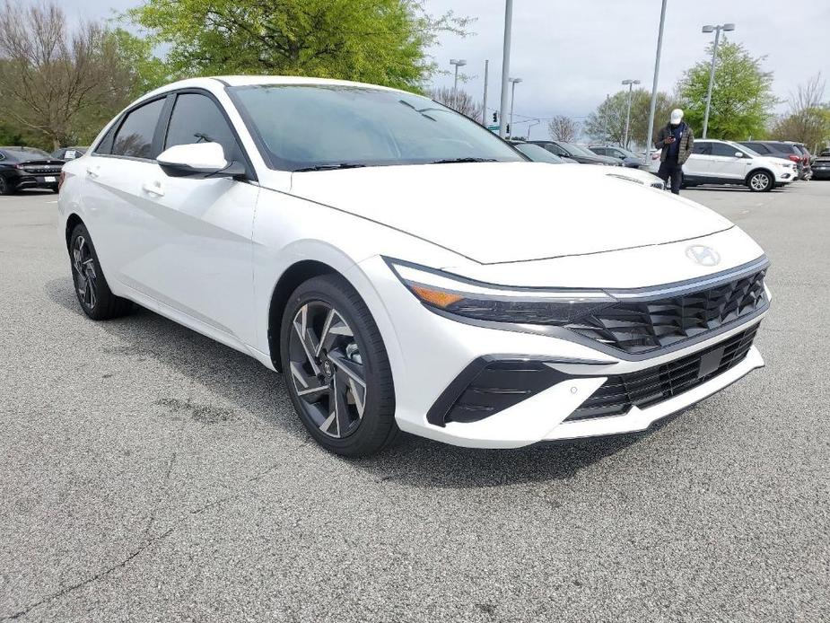 new 2024 Hyundai Elantra HEV car, priced at $29,620