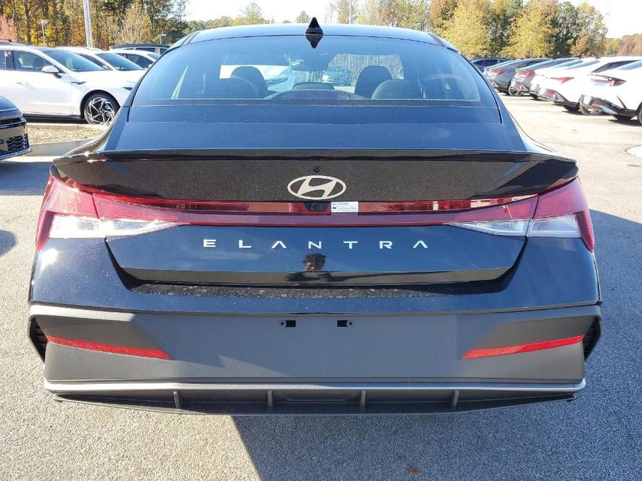 new 2025 Hyundai Elantra car, priced at $23,660