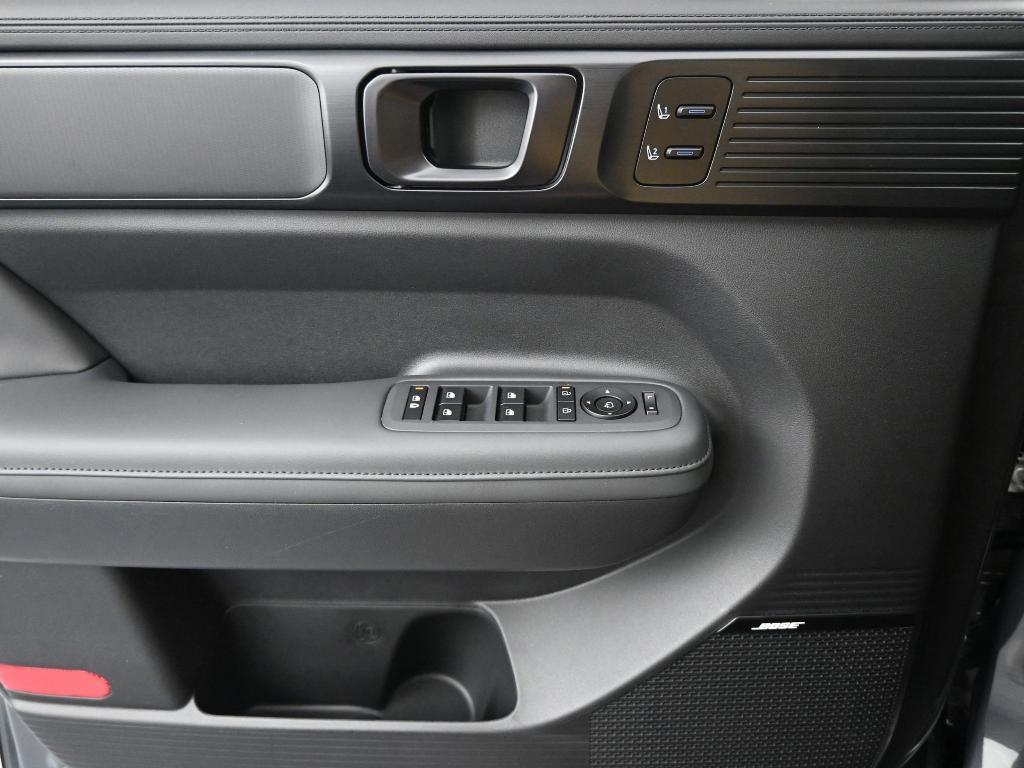 used 2025 Hyundai Santa Fe car, priced at $41,891