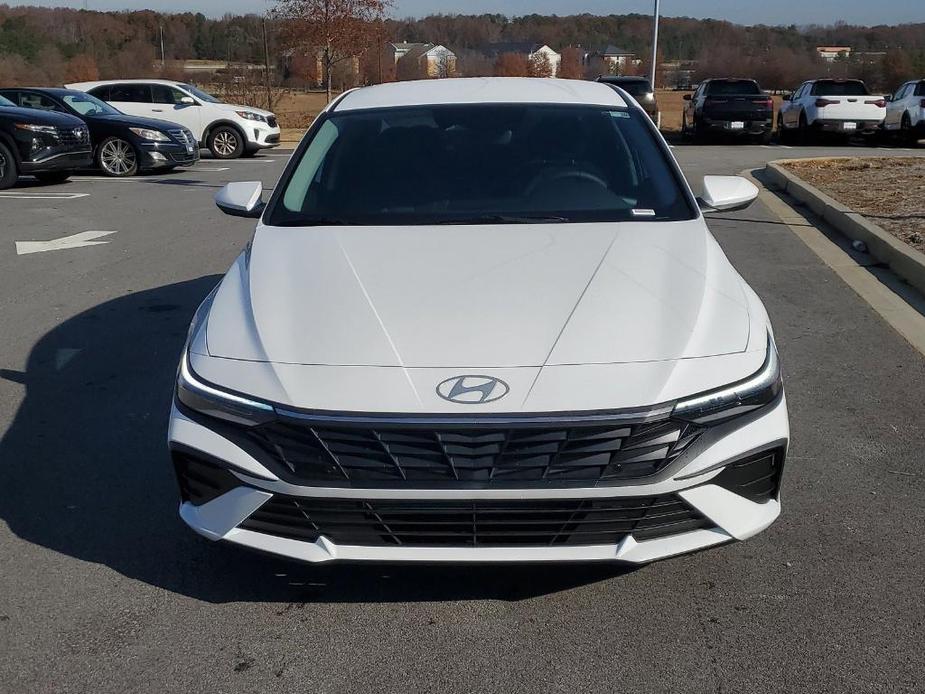 new 2025 Hyundai Elantra car, priced at $24,045