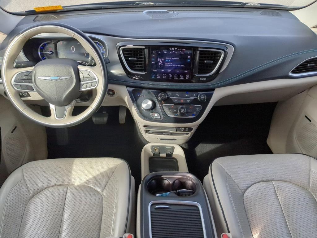 used 2018 Chrysler Pacifica Hybrid car, priced at $16,698