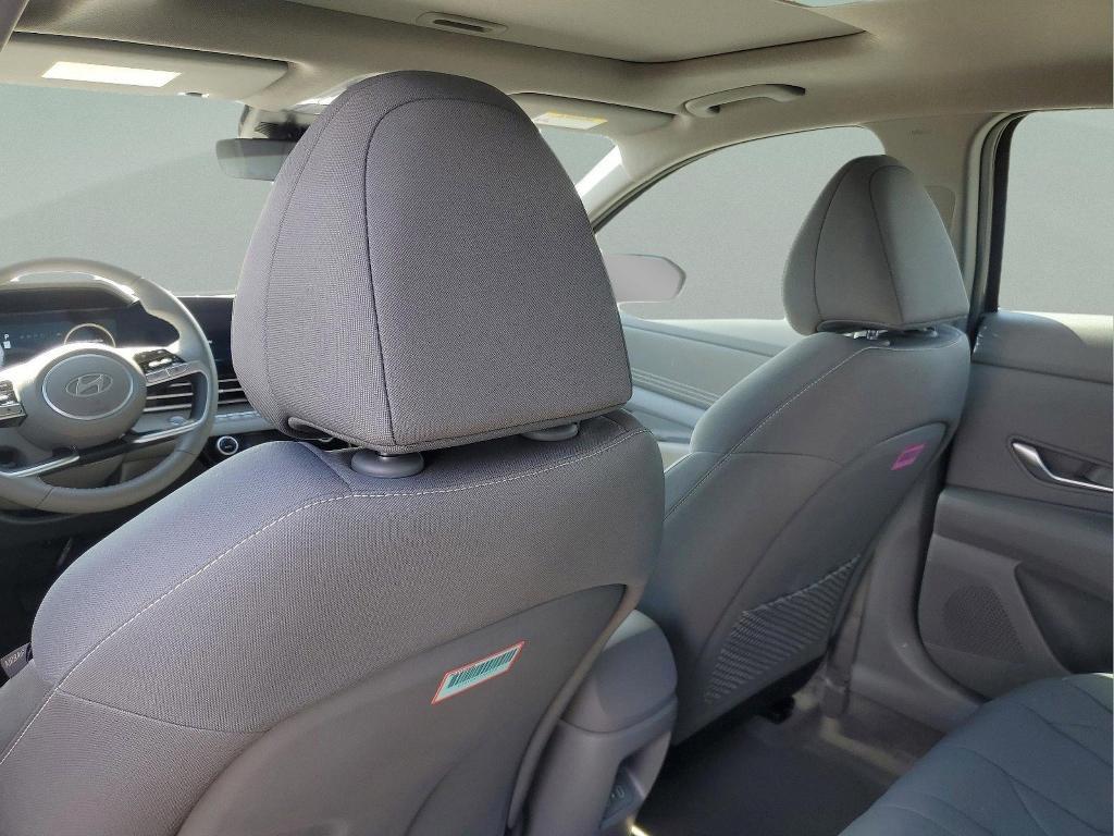 new 2025 Hyundai Elantra car, priced at $25,634