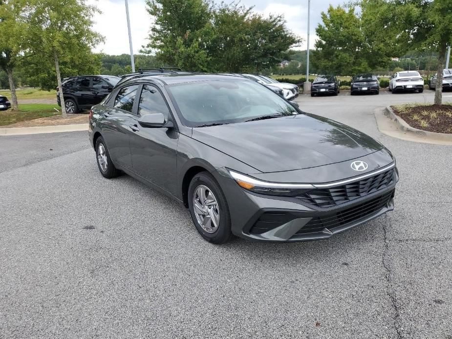 new 2025 Hyundai Elantra car, priced at $23,080