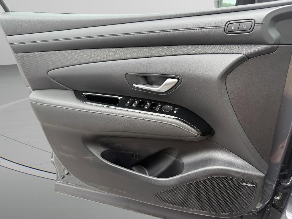 new 2025 Hyundai Tucson car, priced at $37,651