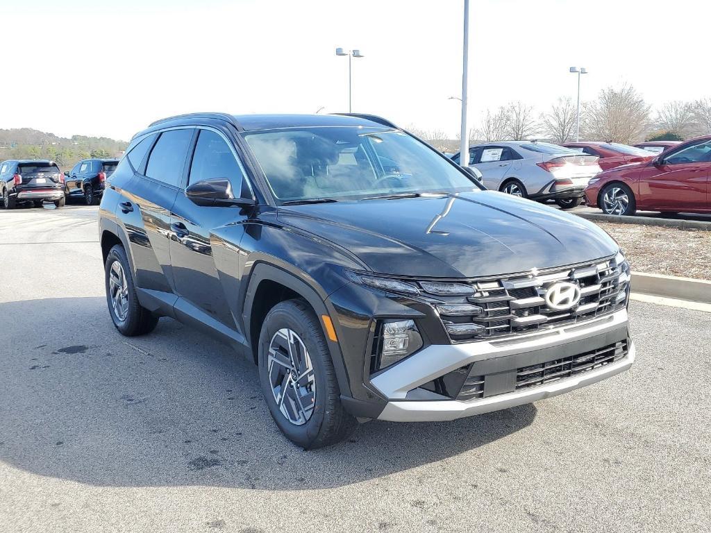 new 2025 Hyundai Tucson Hybrid car, priced at $35,225