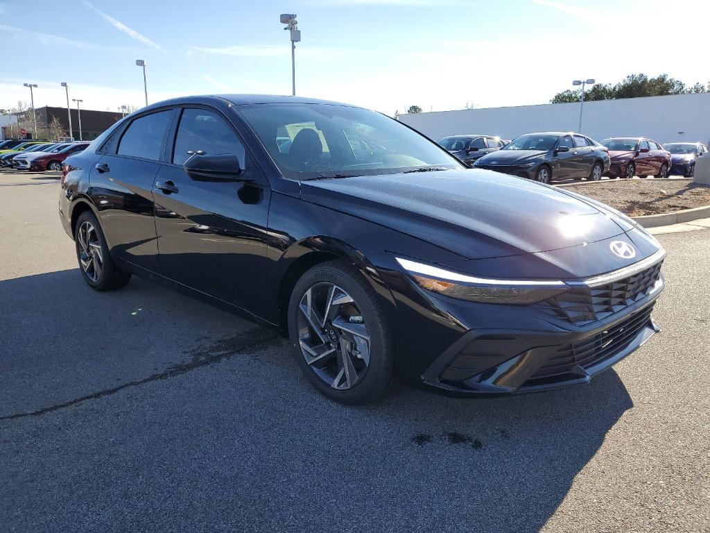 new 2025 Hyundai Elantra car, priced at $24,660