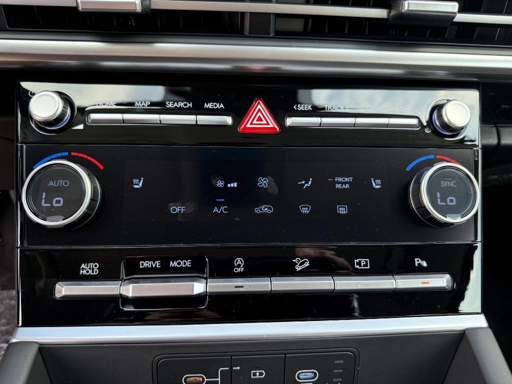 new 2025 Hyundai Santa Fe car, priced at $39,652