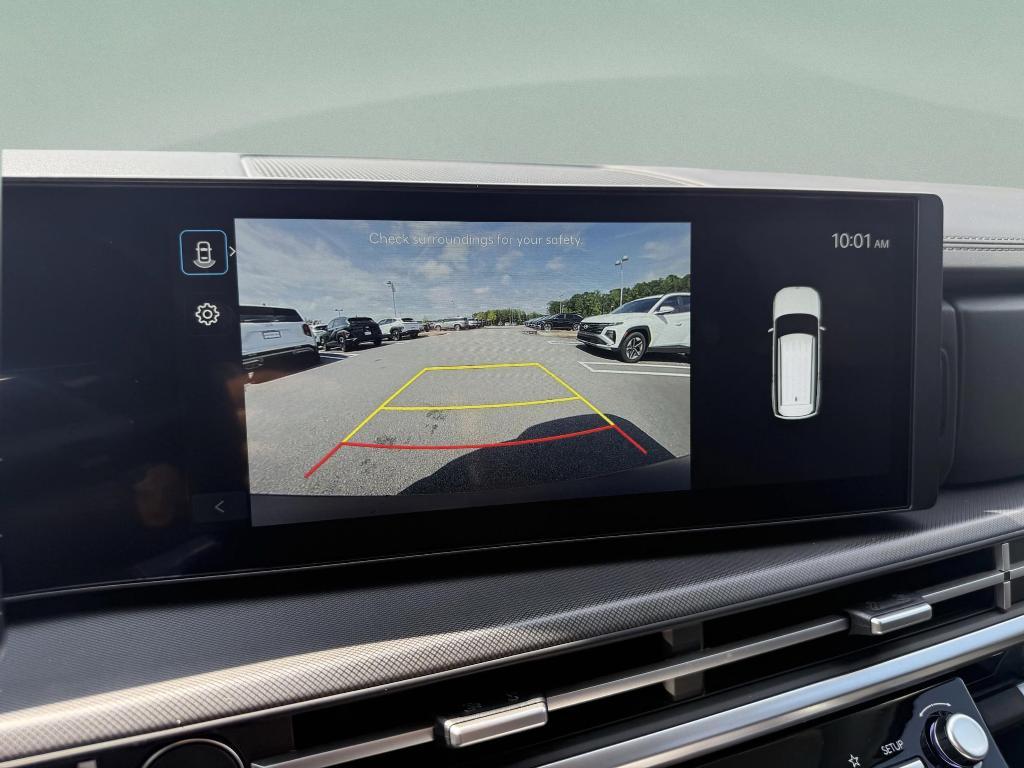 new 2025 Hyundai Santa Fe car, priced at $39,652