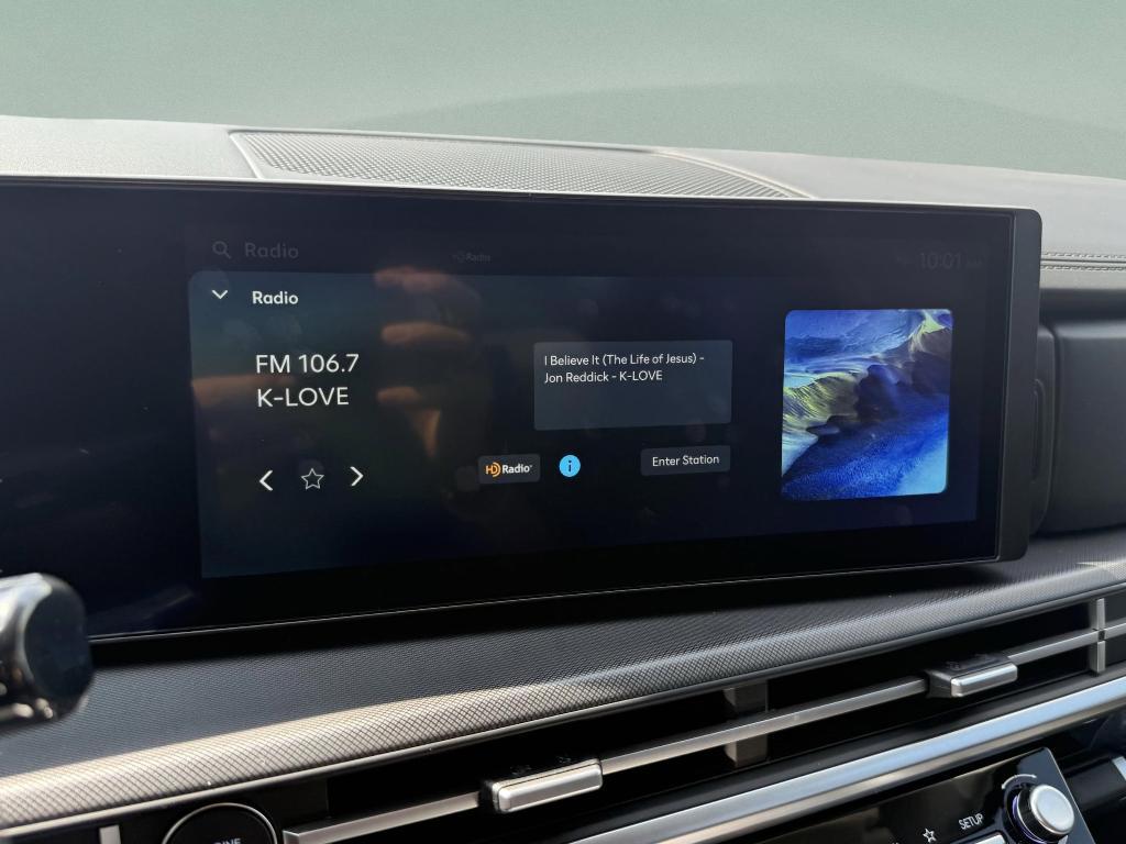 new 2025 Hyundai Santa Fe car, priced at $39,652