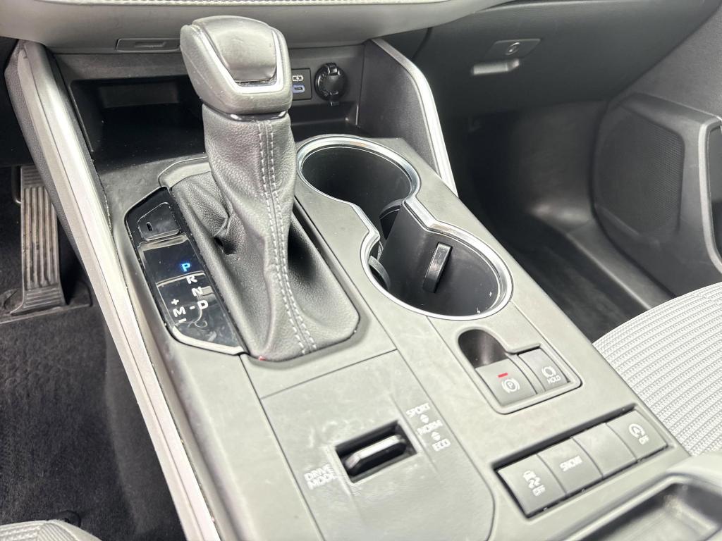used 2022 Toyota Highlander car, priced at $29,791