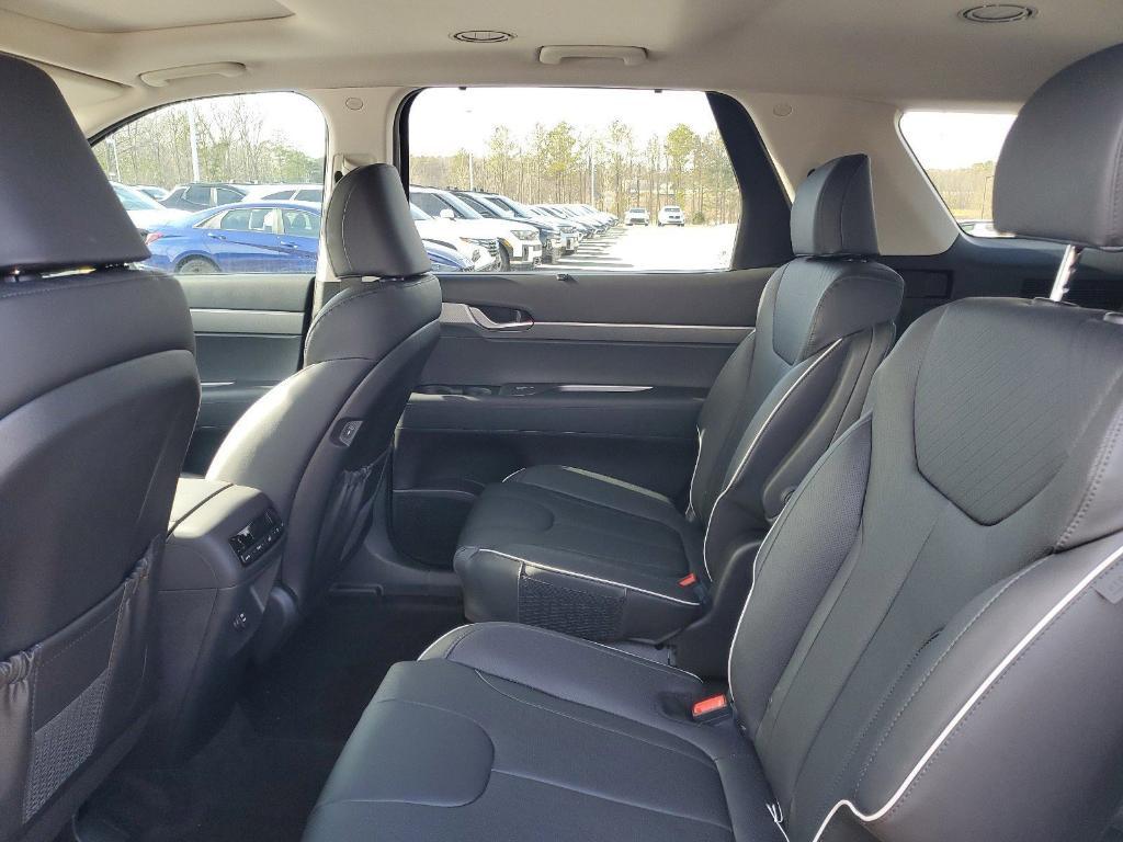 new 2025 Hyundai Palisade car, priced at $44,622