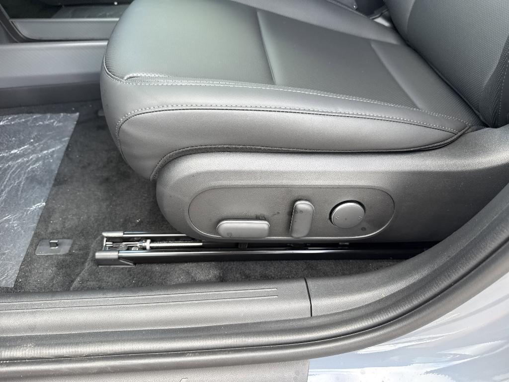 new 2025 Hyundai IONIQ 6 car, priced at $39,658