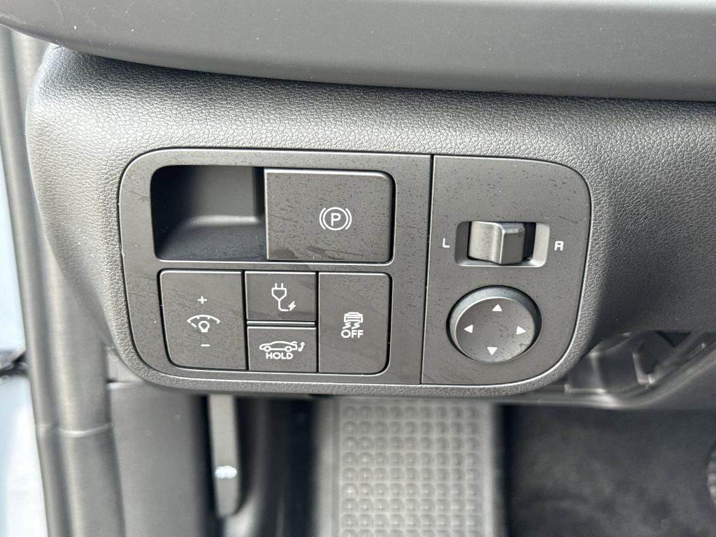 new 2025 Hyundai IONIQ 6 car, priced at $39,658