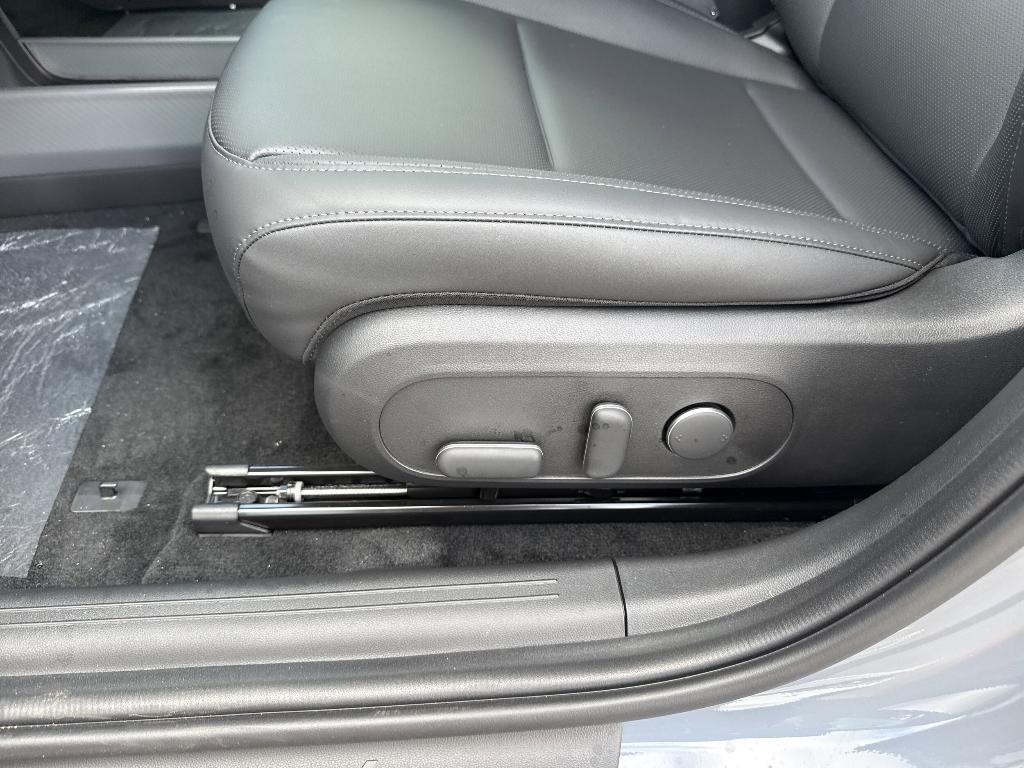 new 2025 Hyundai IONIQ 6 car, priced at $39,658
