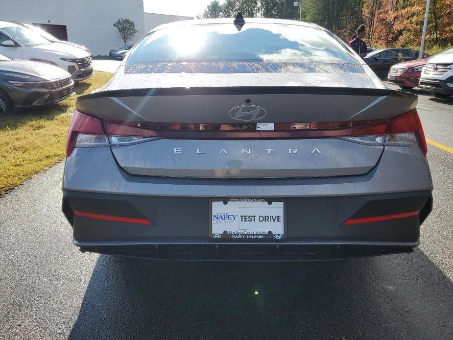 new 2025 Hyundai Elantra car, priced at $23,660