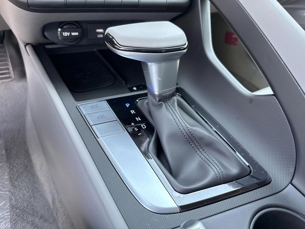 new 2025 Hyundai Elantra car, priced at $23,610