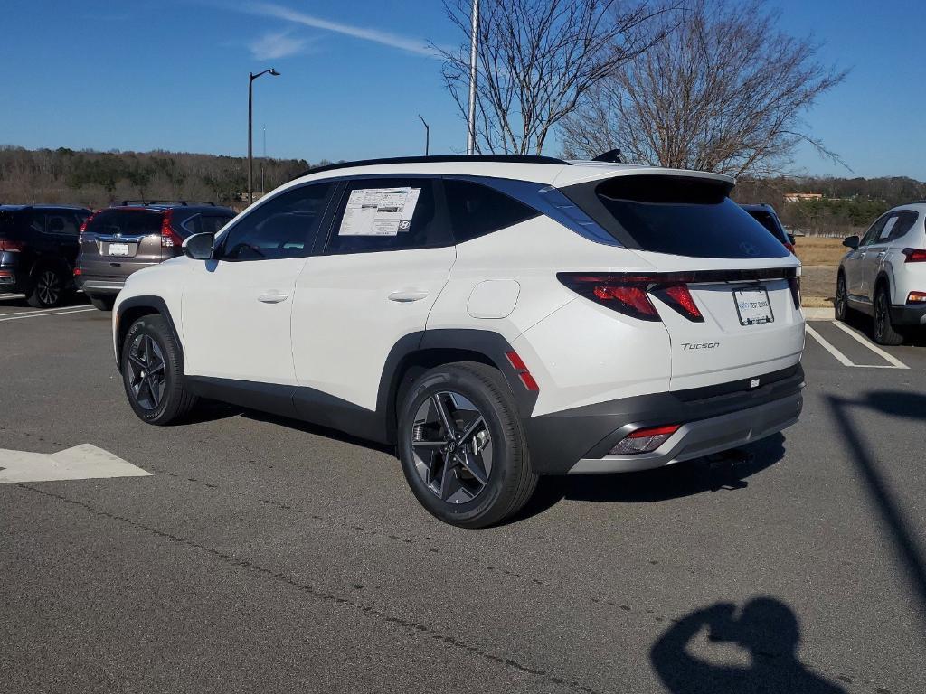 new 2025 Hyundai Tucson car, priced at $33,020