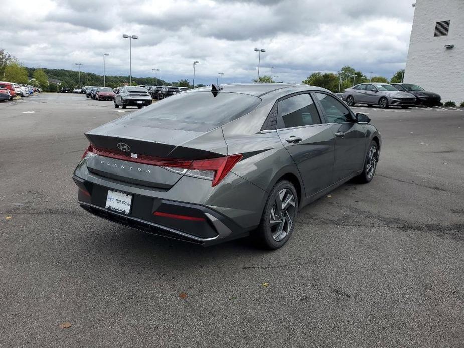 new 2025 Hyundai Elantra car, priced at $27,245