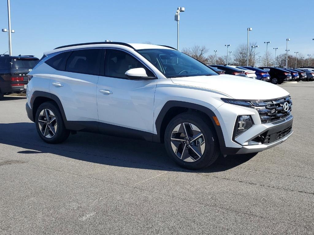 new 2025 Hyundai Tucson car, priced at $32,895