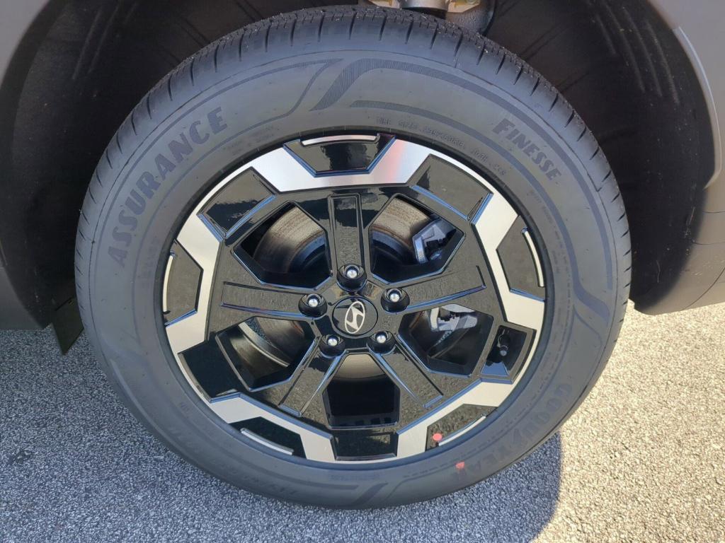 new 2025 Hyundai Santa Fe car, priced at $36,059
