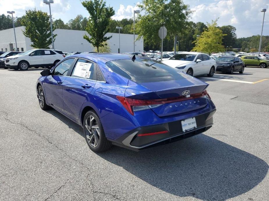 new 2025 Hyundai Elantra car, priced at $26,255