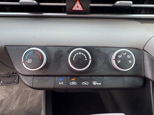 used 2025 Hyundai Elantra car