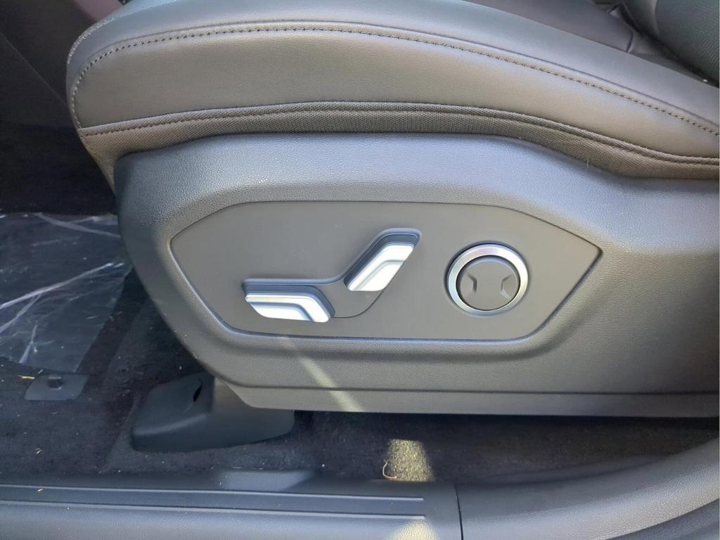 new 2025 Hyundai SANTA FE HEV car, priced at $35,481