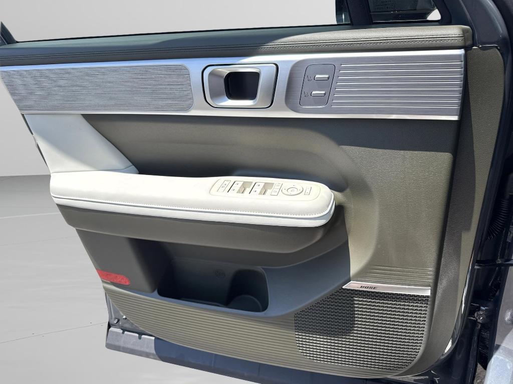 new 2025 Hyundai Santa Fe car, priced at $44,324