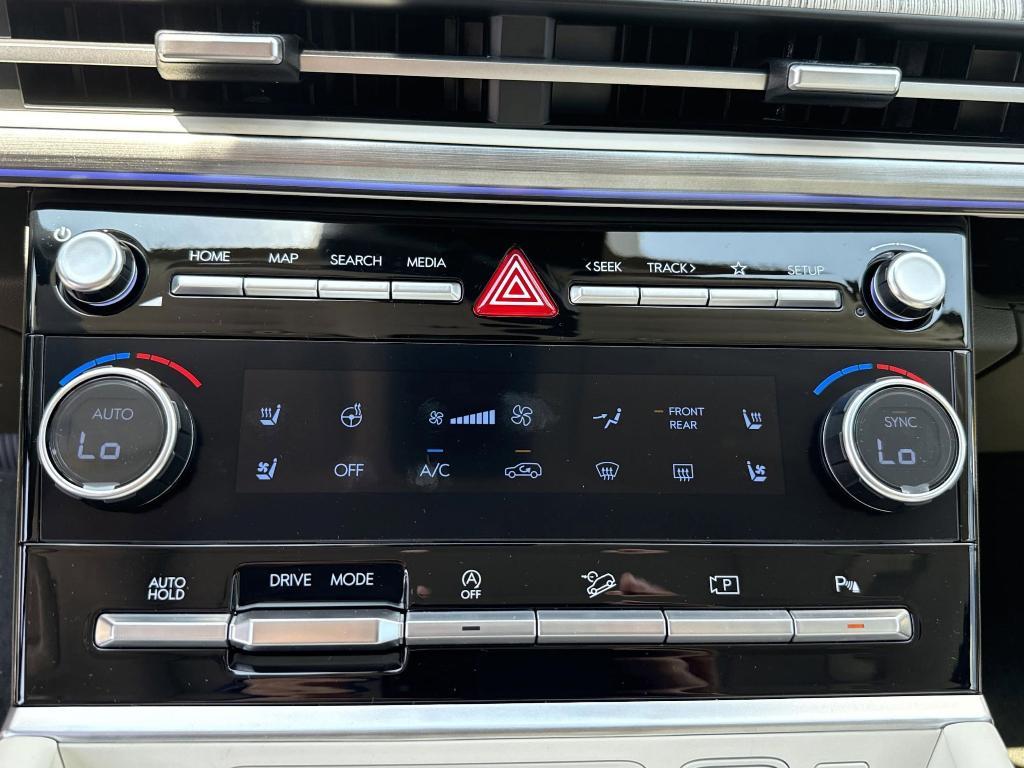 new 2025 Hyundai Santa Fe car, priced at $44,324