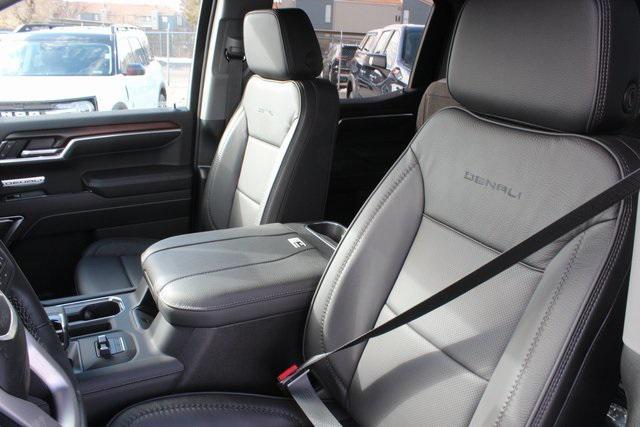 new 2025 GMC Sierra 1500 car, priced at $72,084