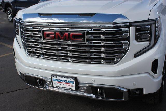 new 2025 GMC Sierra 1500 car, priced at $72,084